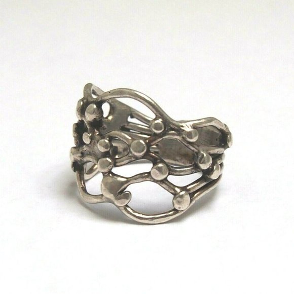 Vintage Jewelry - Funky & Fun Vintage Ring!